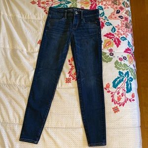 American Eagle Outfitters (AEO) Blue Super Super Stretch X4 Jegging Size 2 Reg